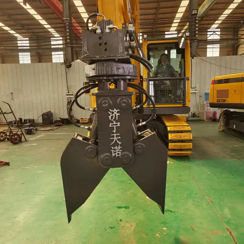 What is the service life of the excavator rail clamp?